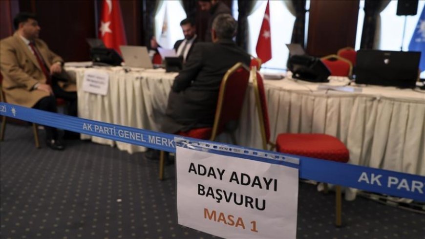 AKP'YE İLGİ AZALIYOR: ADAY ADAYLIK BAŞVURULARI 8 BİNDEN 3 BİNE GERİLEDİ