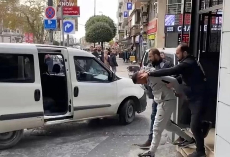 Fatih'te Rehin Alınan Kadın Polis Operasyonuyla Kurtarıldı